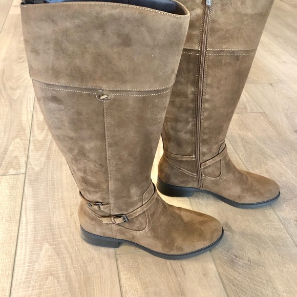 ✨SOLD✨New Suede Tan Leather Upper Knee High Riding Boots - Picture 5 of 9